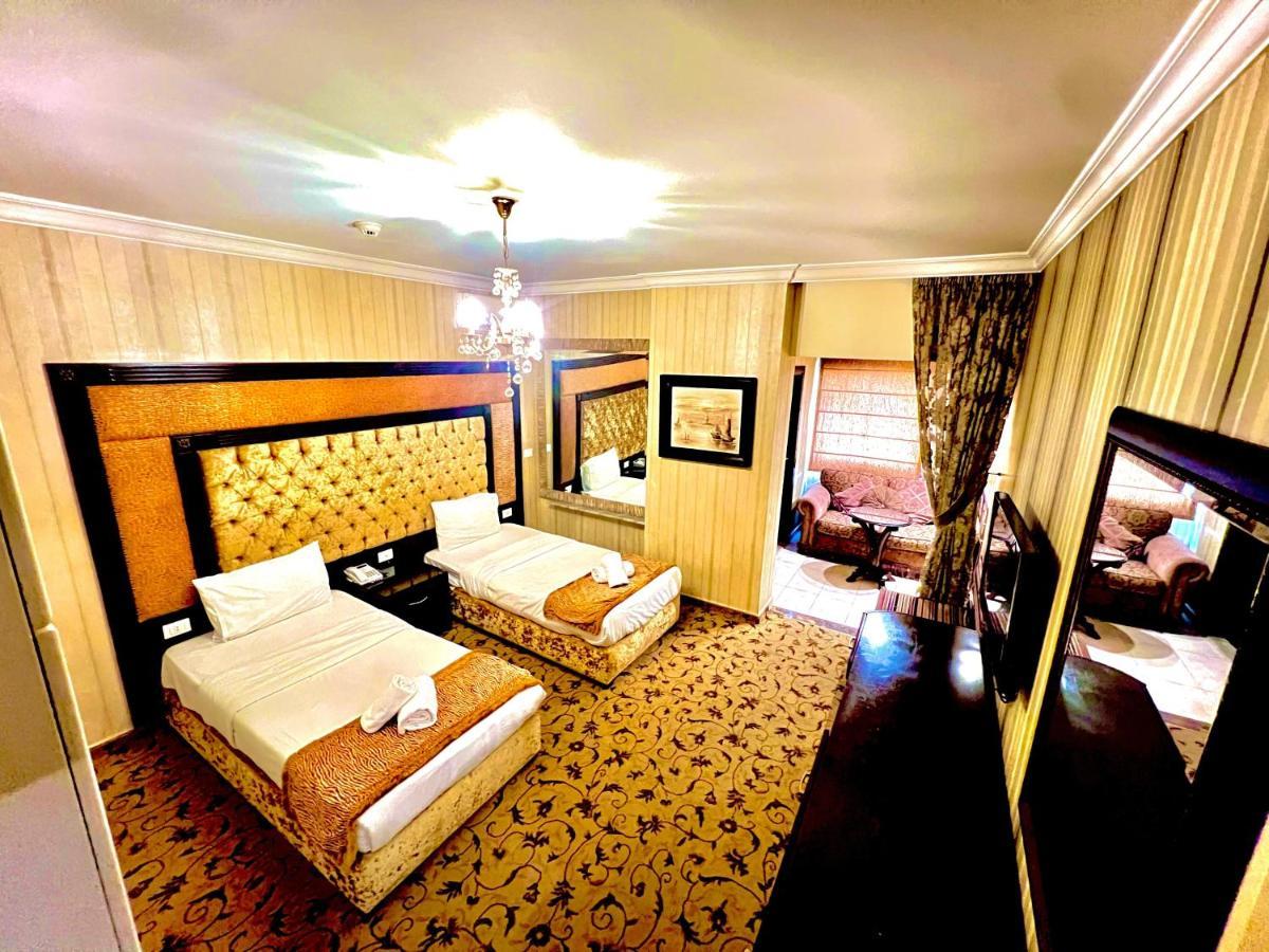 Queens Suite Hotel Beirut Exteriör bild