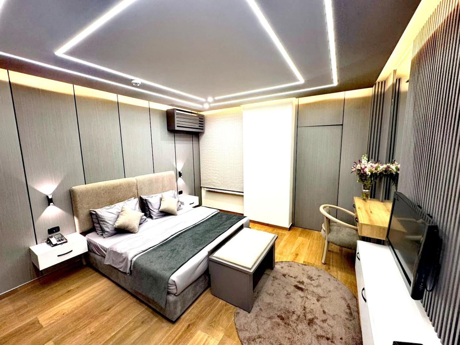 Queens Suite Hotel Beirut Exteriör bild