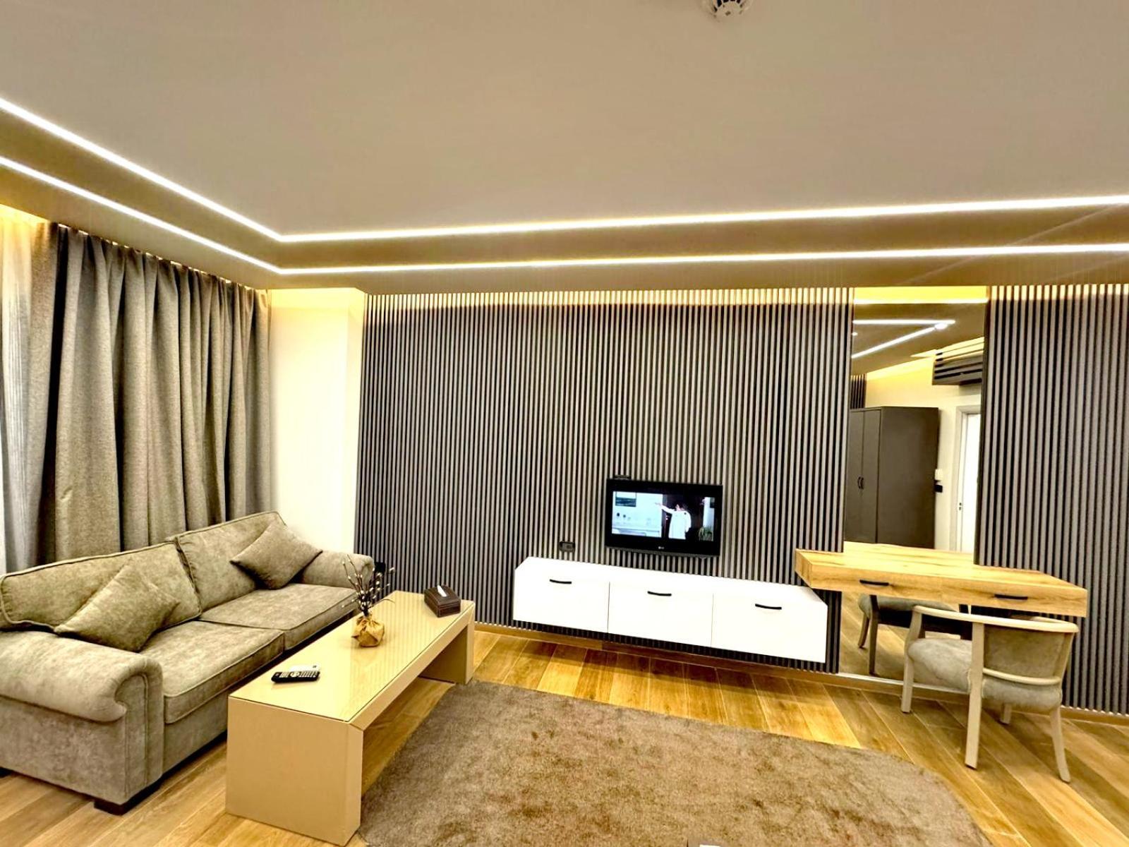Queens Suite Hotel Beirut Exteriör bild