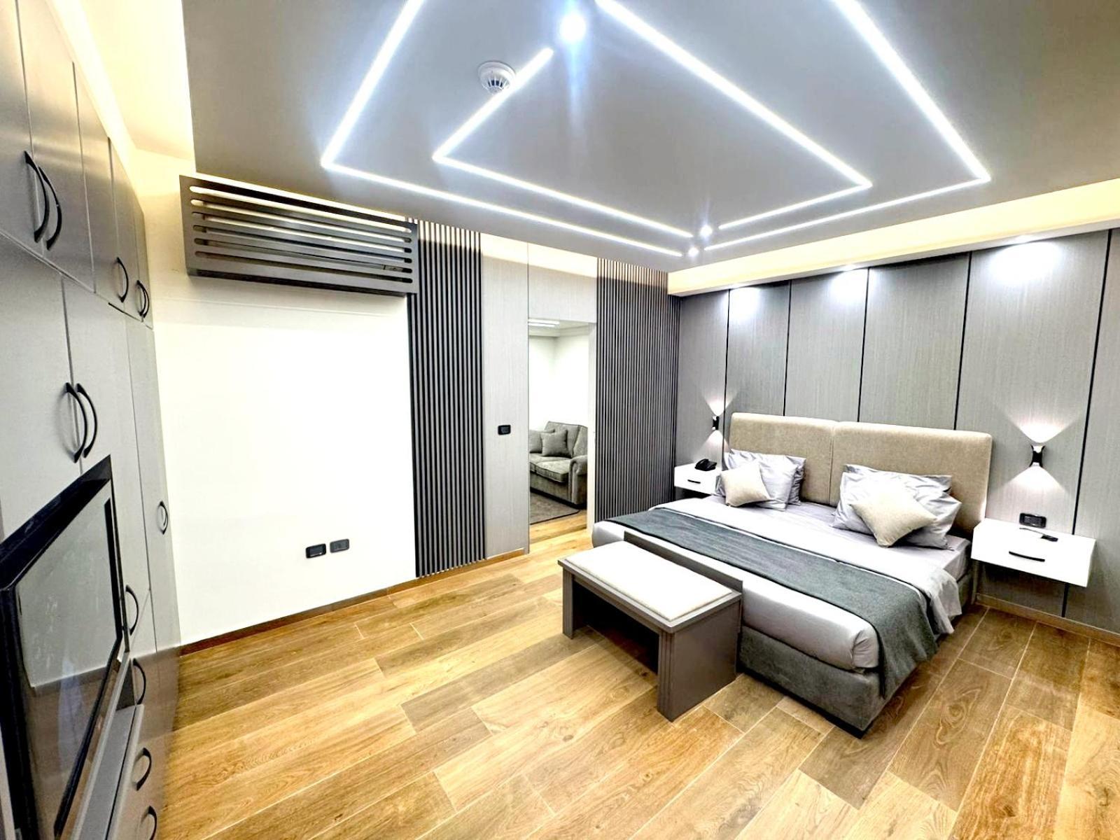Queens Suite Hotel Beirut Exteriör bild